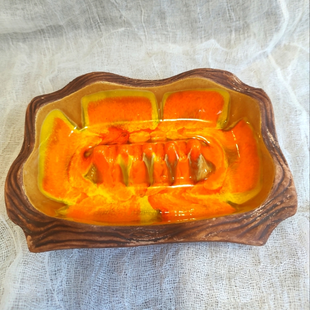 Gorgeous Vintage California pottery ashtray